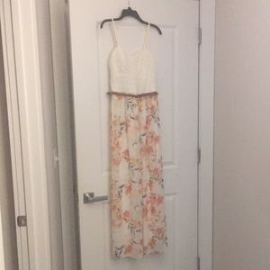 Long floral summer sleeveless dress